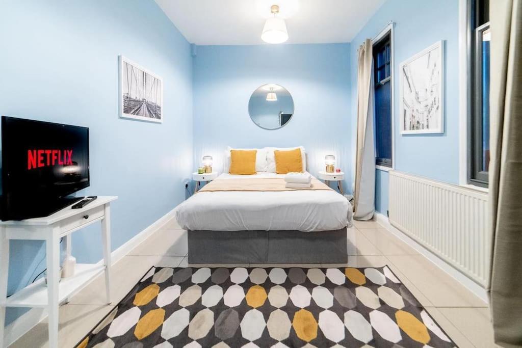 2 Bedroom Apartment ロンドン エクステリア 写真