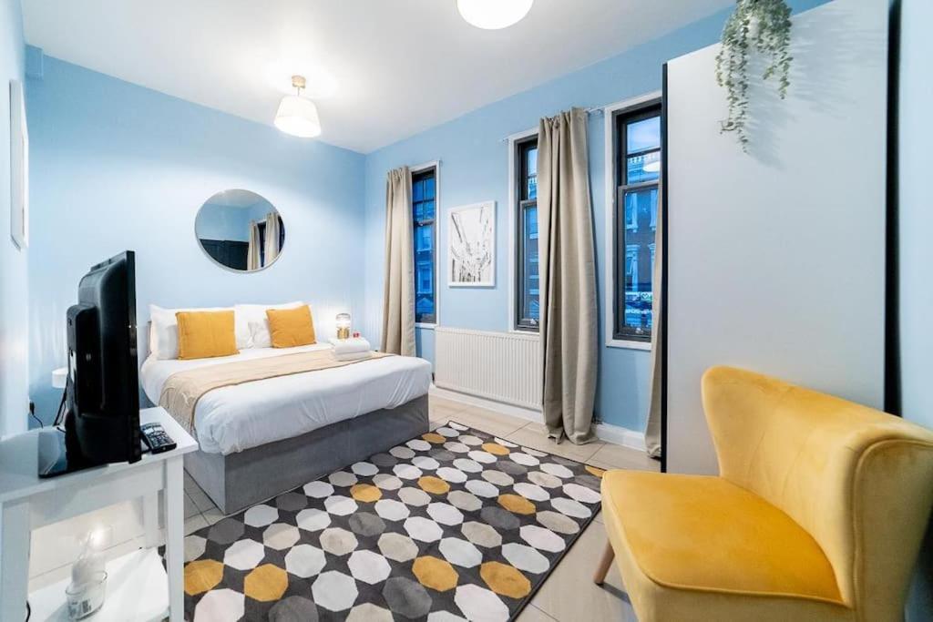 2 Bedroom Apartment ロンドン エクステリア 写真